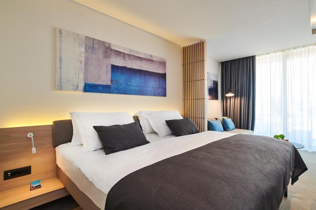Hotel Park Plava Laguna ポレッチ エクステリア 写真