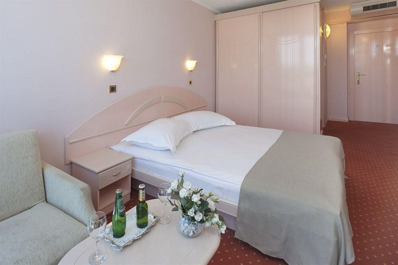 Hotel Park Plava Laguna ポレッチ エクステリア 写真