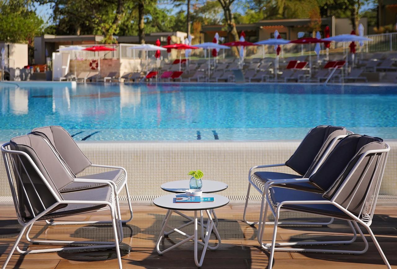 Hotel Park Plava Laguna ポレッチ エクステリア 写真