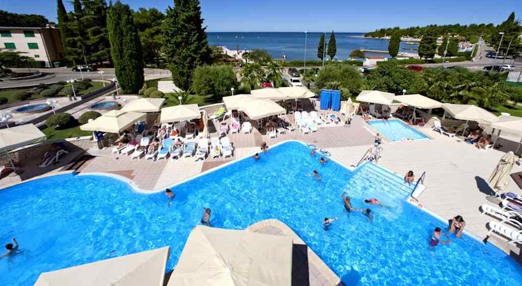 Hotel Park Plava Laguna ポレッチ エクステリア 写真